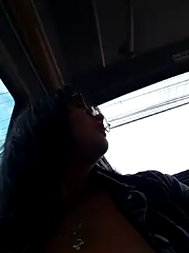 Snapshot of lara_moon25 chatting on 11-25-25, 07:25 lara moon25 online show from 11-25-25, 07:25