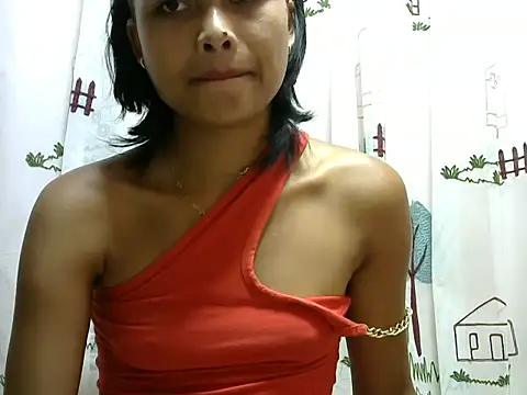 Snapshot of Rakonalie chatting on 01-04-25, 12:05 Rakonalie online show from 01-04-25, 12:05