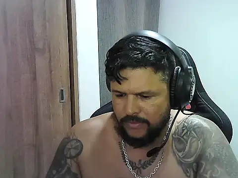 Snapshot of tupapito00 chatting on 03-17-26, 06:06 tupapito00 online show from 03-17-26, 06:06