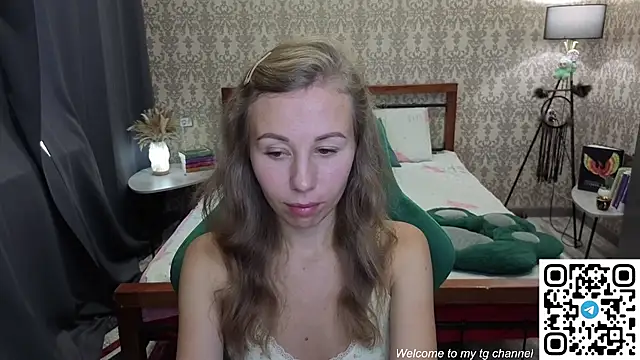 Lill Mary online show from 07-25-26, 05:38