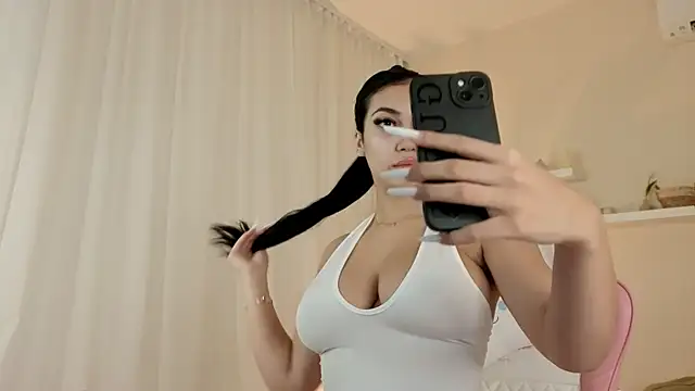 Snapshot of BetsyGonzale chatting on 07-11-26, 03:31 BetsyGonzale online show from 07-11-26, 03:31