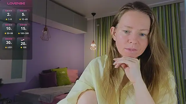 Snapshot of JanePearl chatting on 02-01-25, 11:16 JanePearl online show from 02-01-25, 11:16