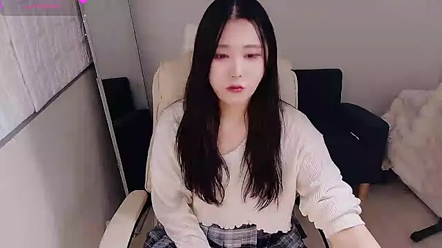 who Lilly online show from 09-14-25, 12:48