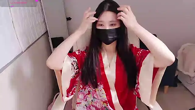 who Lilly online show from 09-18-25, 12:07