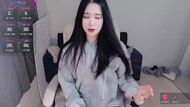 who Lilly online show from 11-20-25, 12:27