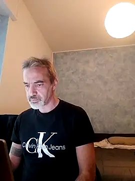 Marcolino183 online show from 12-18-24, 03:22