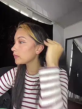 baby lizy online show from 01-28-25, 10:34