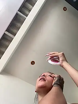 baby lizy online show from 02-01-25, 05:05