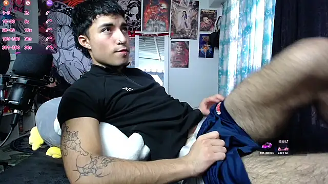 Snapshot of dylan_fun18 chatting on 02-08-26, 06:33 dylan fun18 online show from 02-08-26, 06:33