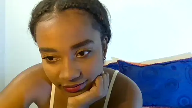 Snapshot of Behla_rouseh chatting on 12-04-24, 02:09 Behla rouseh online show from 12-04-24, 02:09