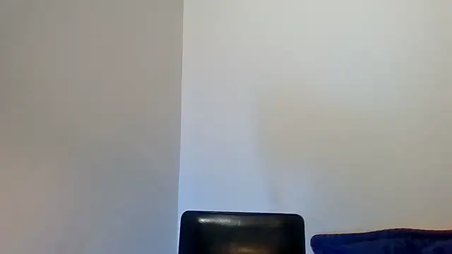 Snapshot of Behla_rouseh chatting on 03-01-25, 11:04 Behla rouseh online show from 03-01-25, 11:04