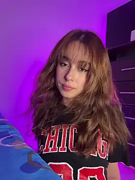 alice guerin  online show from 03-12-26, 03:56