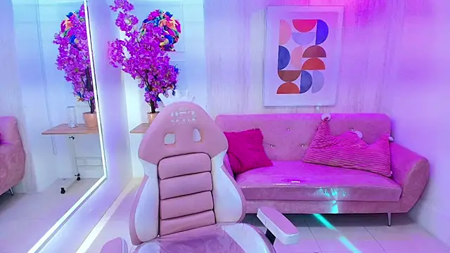 Gabby evanns online show from 09-26-25, 12:09