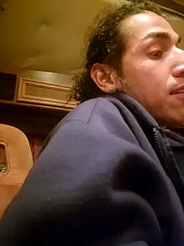 LargeDominoes online show from 03-22-26, 09:23