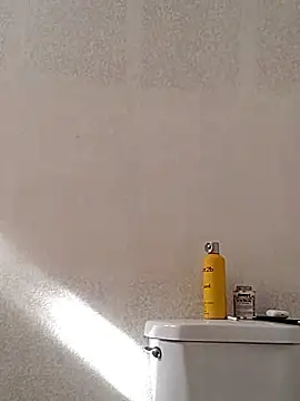 LargeDominoes online show from 04-06-26, 11:27