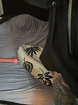 LuggiJack online show from 03-08-25, 02:08