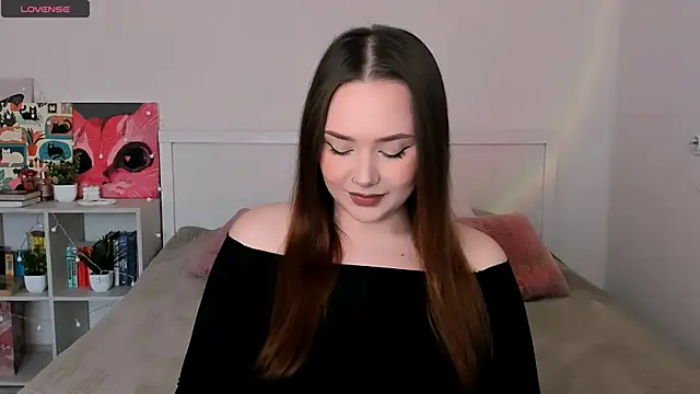 Snapshot of LittleKiitten chatting on 04-30-26, 01:28 LittleKiitten online show from 04-30-26, 01:28