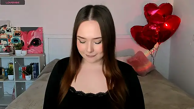 Snapshot of LittleKiitten chatting on 06-06-26, 02:55 LittleKiitten online show from 06-06-26, 02:55