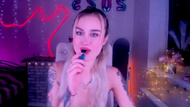  Ravenaa online show from 02-03-25, 01:51