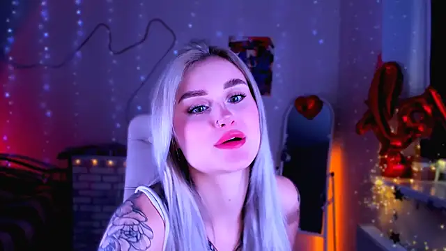  Ravenaa online show from 03-05-25, 12:22