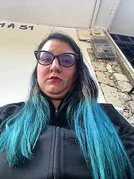 Snapshot of Soe_Lara chatting on 12-20-25, 01:18 Soe Lara online show from 12-20-25, 01:18