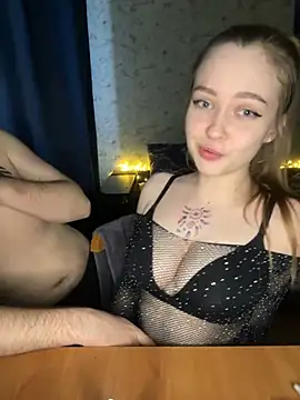 Snapshot of Family-Mm1 chatting on 03-14-25, 10:07 Family-Mm1 online show from 03-14-25, 10:07