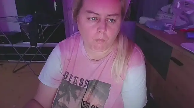 Snapshot of Meliss_Official9 chatting on 03-07-25, 06:11 Meliss Official9 online show from 03-07-25, 06:11