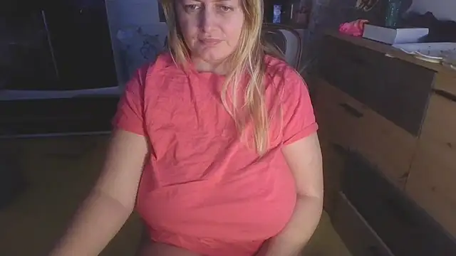 Snapshot of Meliss_Official9 chatting on 02-12-26, 10:38 Meliss Official9 online show from 02-12-26, 10:38