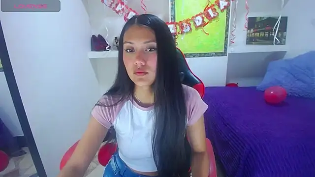 Catalehia Milk online show from 02-17-25, 08:15