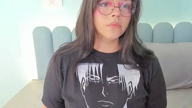 curvy rousi online show from 10-21-25, 11:44