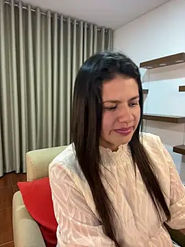 Snapshot of Alice_Biel chatting on 02-26-25, 12:49 Alice Biel online show from 02-26-25, 12:49