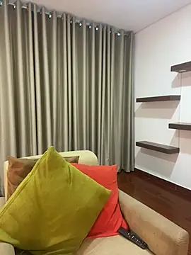 Snapshot of Alice_Biel chatting on 03-22-25, 11:42 Alice Biel online show from 03-22-25, 11:42