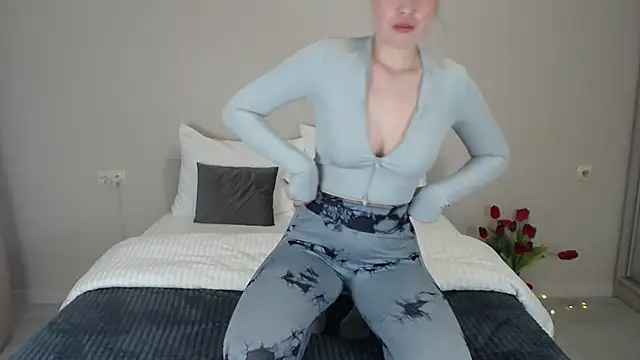 AlenaDast online show from 02-19-25, 09:58