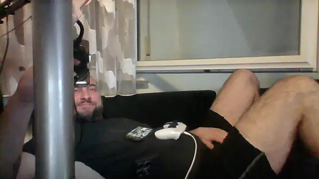 Snapshot of NewyorkDimi chatting on 07-28-26, 11:37 NewyorkDimi online show from 07-28-26, 11:37