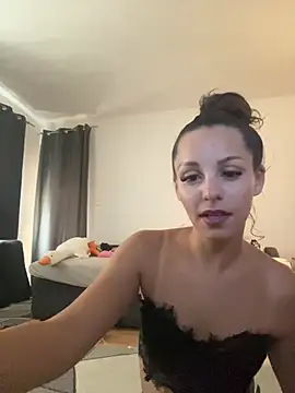 Chiara0102 online show from 07-23-26, 02:48