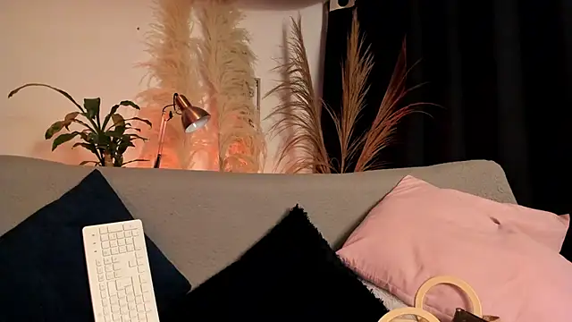 Serenity Day online show from 03-06-26, 02:52