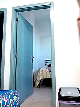 Snapshot of jonyfree1978 chatting on 09-13-25, 02:50 jonyfree1978 online show from 09-13-25, 02:50