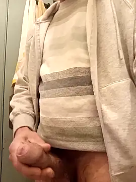 Snapshot of jonyfree1978 chatting on 12-16-25, 07:52 jonyfree1978 online show from 12-16-25, 07:52