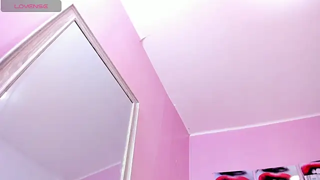 alice  tylor online show from 03-21-25, 02:29