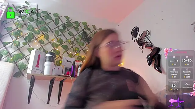 kathryn07 online show from 11-20-25, 01:11