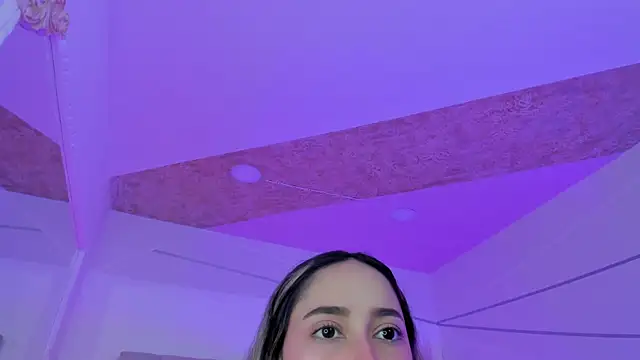 Snapshot of PandoraRider chatting on 02-11-26, 03:17 PandoraRider online show from 02-11-26, 03:17