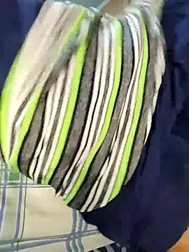 Zombra 42 online show from 10-30-25, 03:30