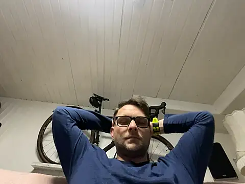 Snapshot of Perry_devot chatting on 01-06-25, 08:07 Perry devot online show from 01-06-25, 08:07