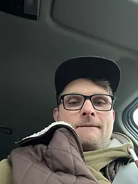 Snapshot of Perry_devot chatting on 02-05-25, 03:42 Perry devot online show from 02-05-25, 03:42