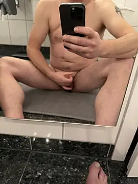 Snapshot of Perry_devot chatting on 02-22-26, 06:50 Perry devot online show from 02-22-26, 06:50