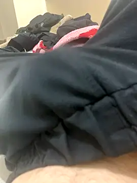 Snapshot of keynokall chatting on 11-16-25, 11:43 keynokall online show from 11-16-25, 11:43