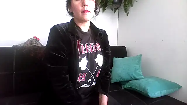 Snapshot of Tiramisu89 chatting on 01-13-26, 06:24 Tiramisu89 online show from 01-13-26, 06:24