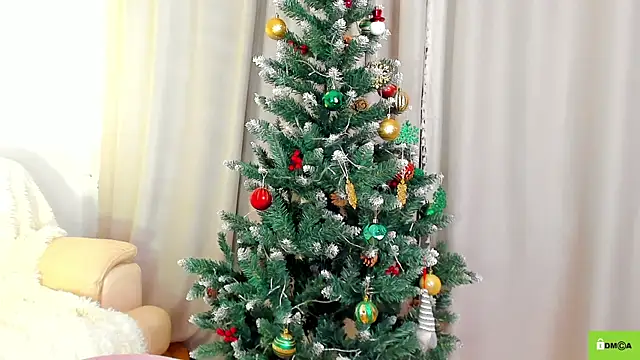 Snapshot of Hello_Vivienne chatting on 12-20-24, 07:07 Hello Vivienne online show from 12-20-24, 07:07