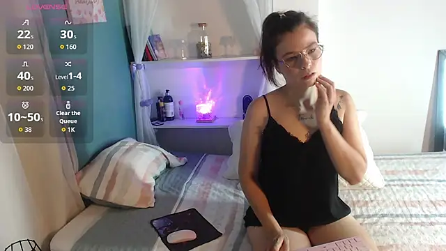 Mily Miley online show from 01-31-26, 11:03