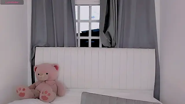 gatitavenecis online show from 09-13-25, 10:48